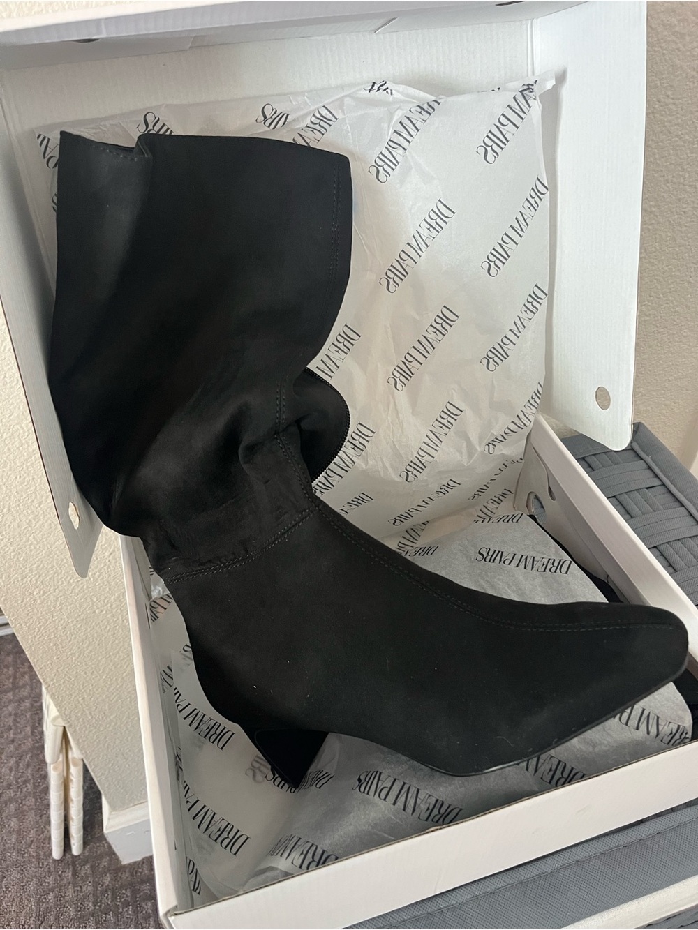 Dream Pairs Black Mid-Calf Heeled Boot - Sleek Everyday Style